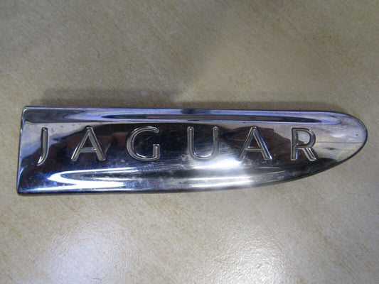 JAGUAR WING BADGE X TYPE 08-10  9X43 43156 B