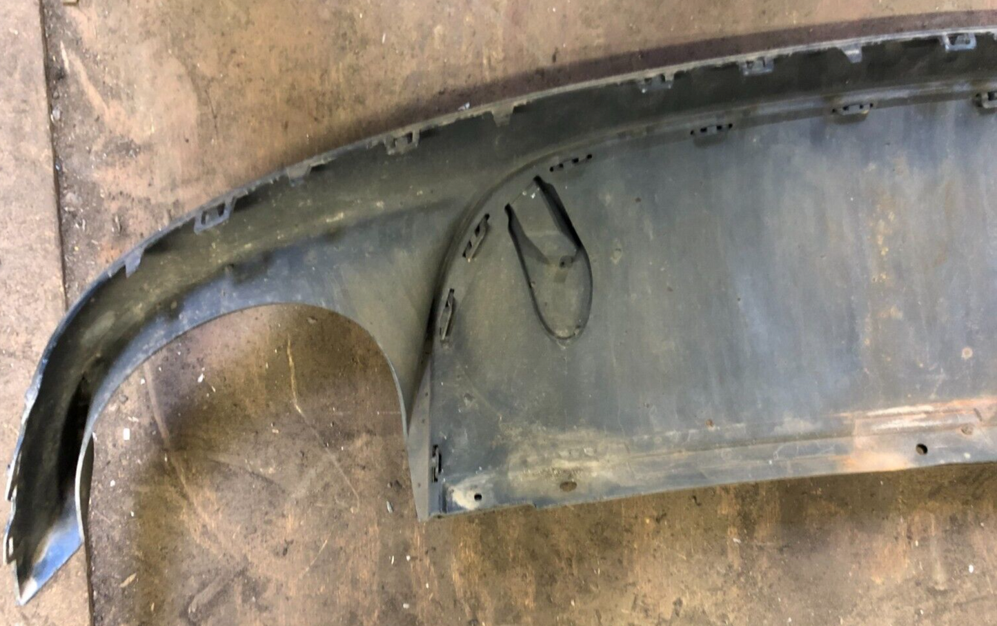 JAGUAR XF R- SPORT REAR BUMPER LOWER VALANCE/DIFFUSER (TWIN EXHAUST)