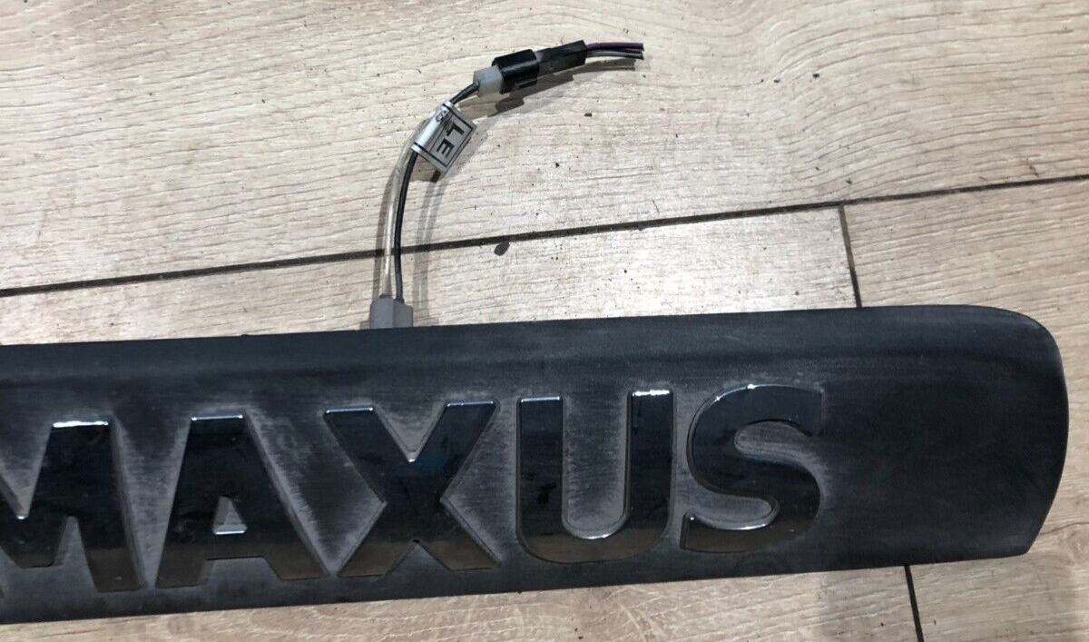 LDV MAXUS V80 PASSENGER LEFT REAR DOOR LIGHT TRIM PANEL