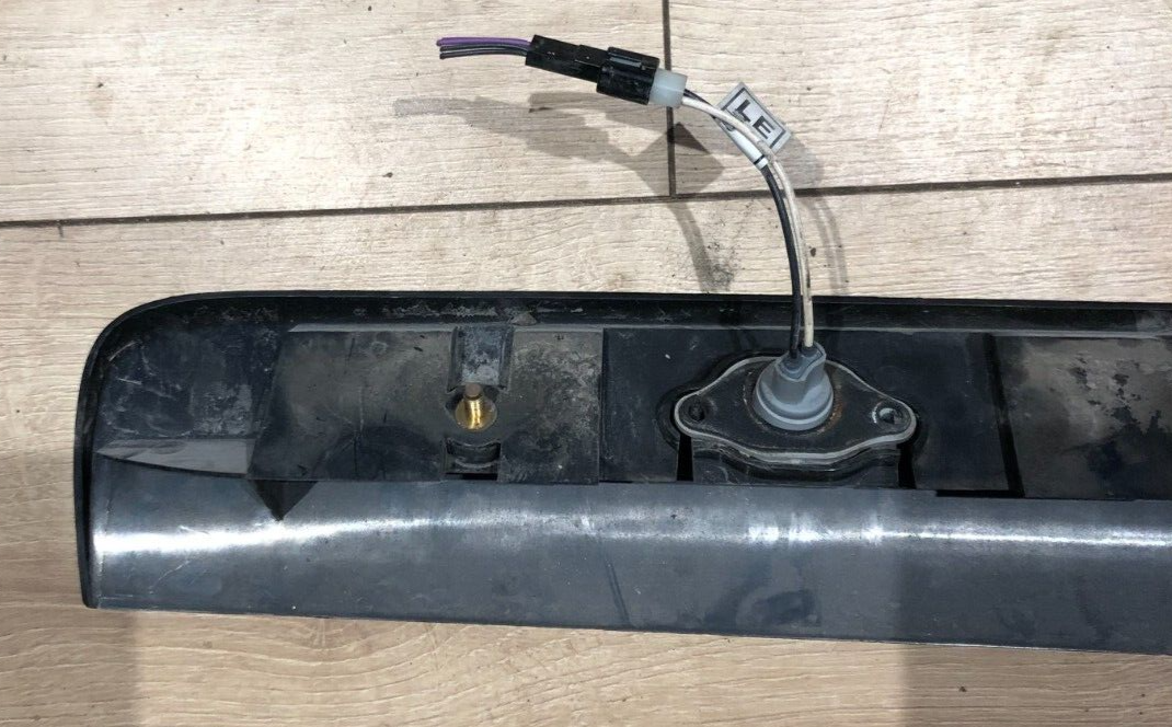 LDV MAXUS V80 PASSENGER LEFT REAR DOOR LIGHT TRIM PANEL