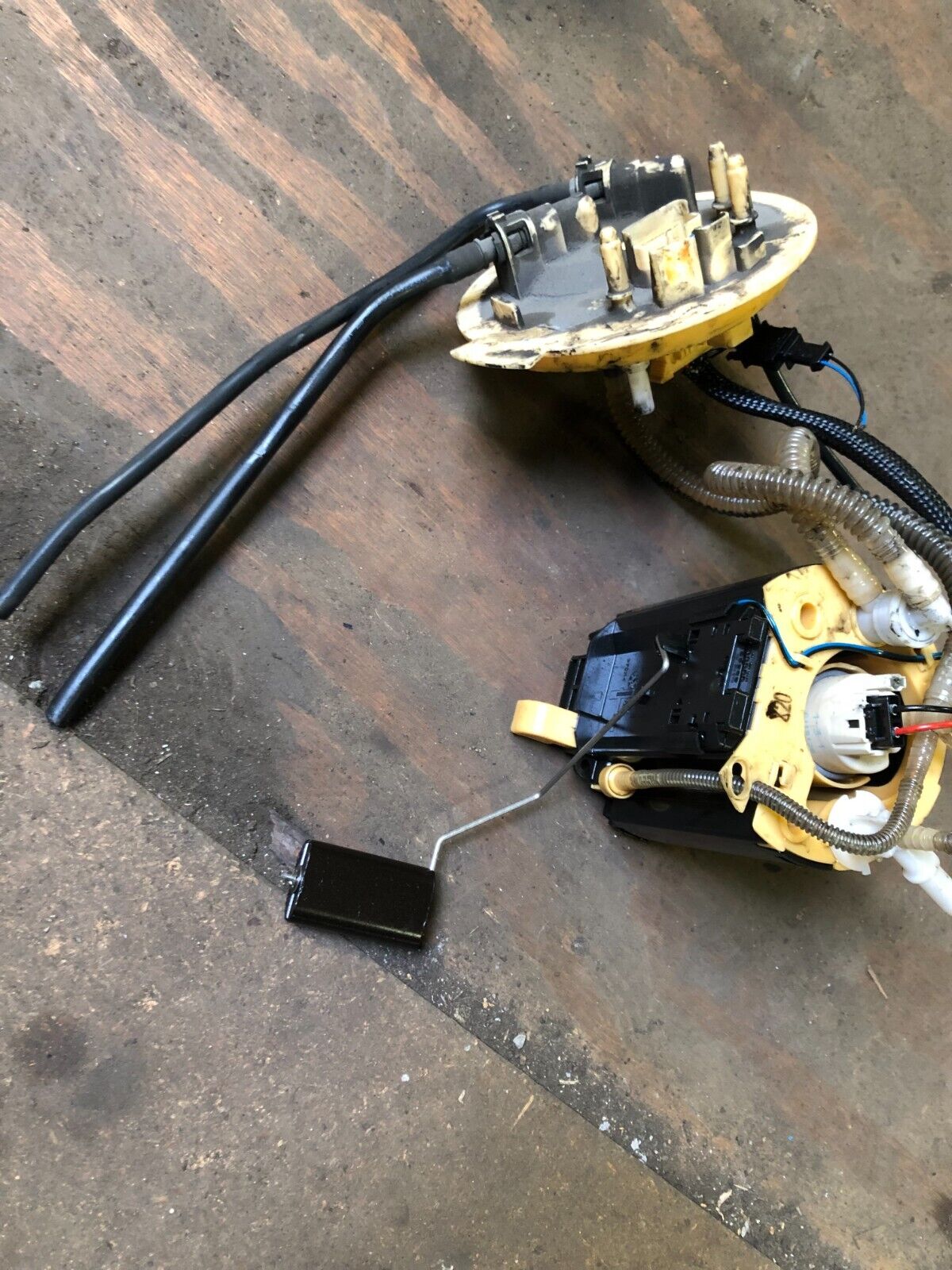 Jaguar XF / XJ 3.0 DIESEL 2009-2015 IN-TANK FUEL PUMP