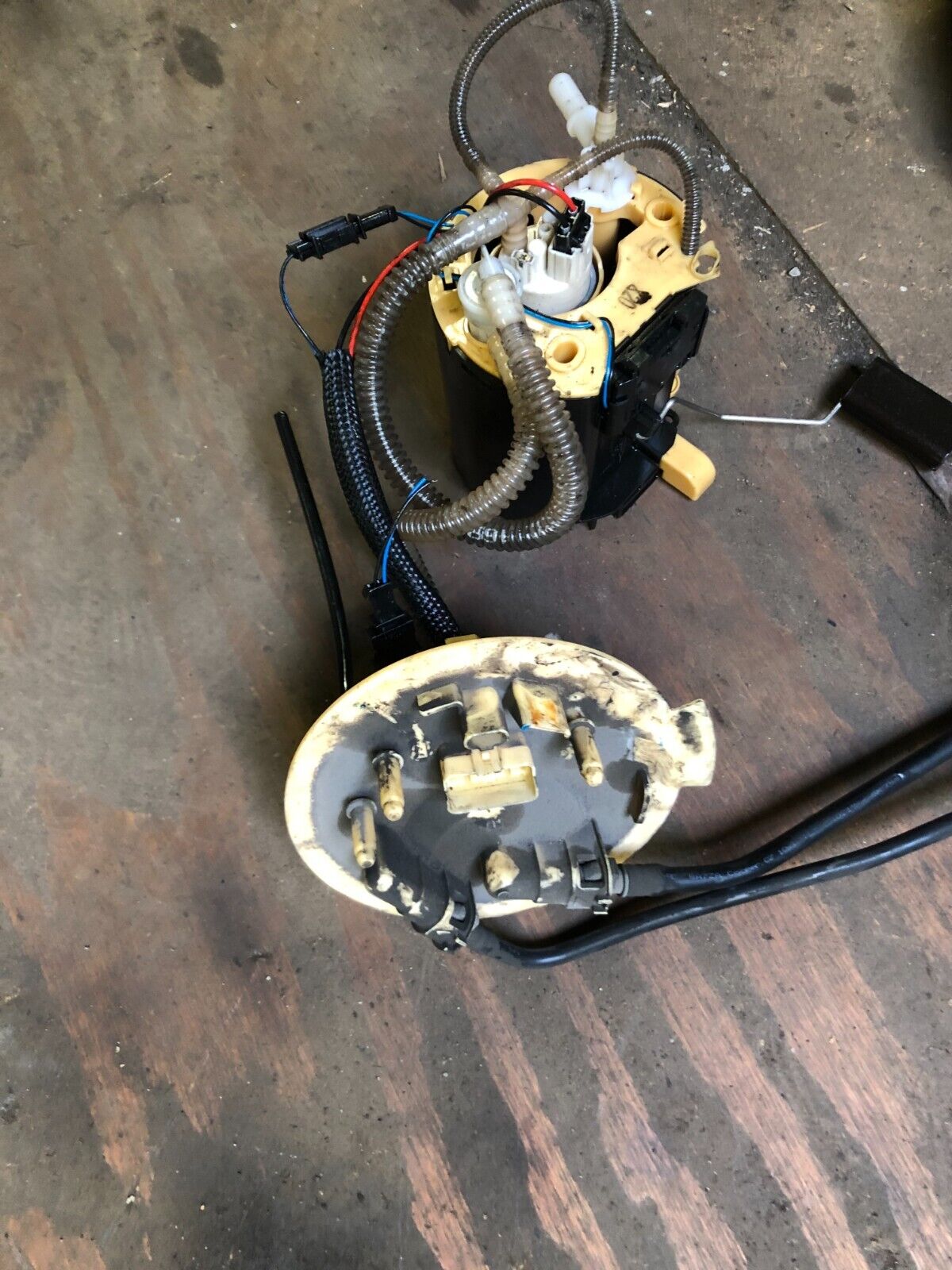 Jaguar XF / XJ 3.0 DIESEL 2009-2015 IN-TANK FUEL PUMP