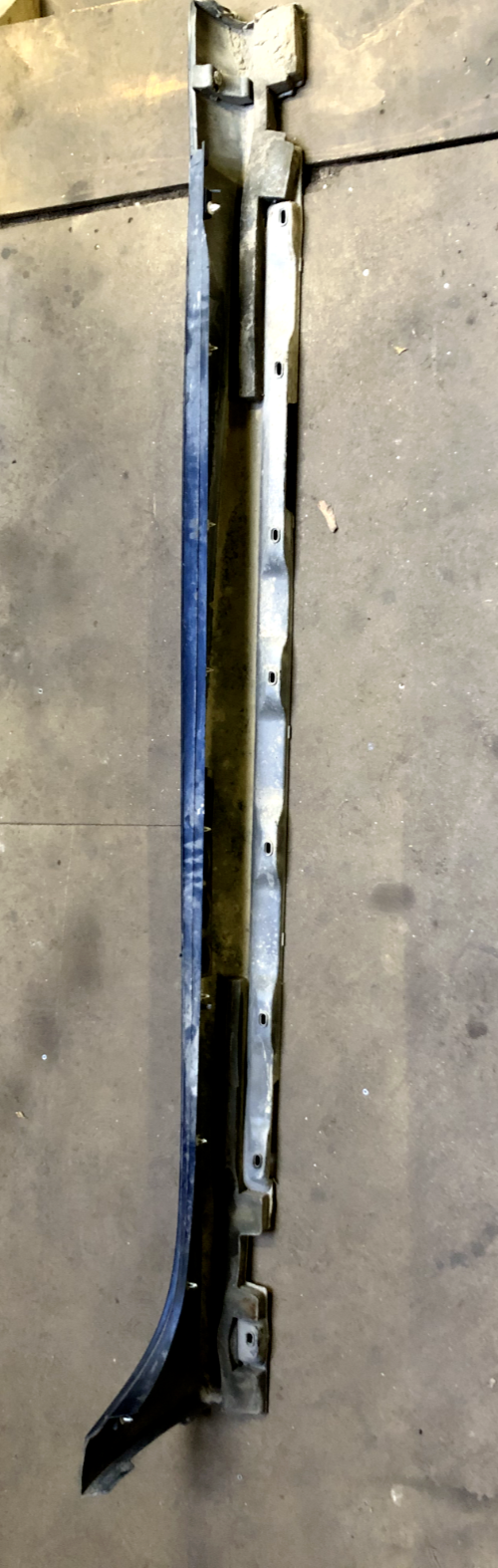JAGUAR XF SPORT O/S & N/S SIDE SKIRT PAIR BLUE(JJX)