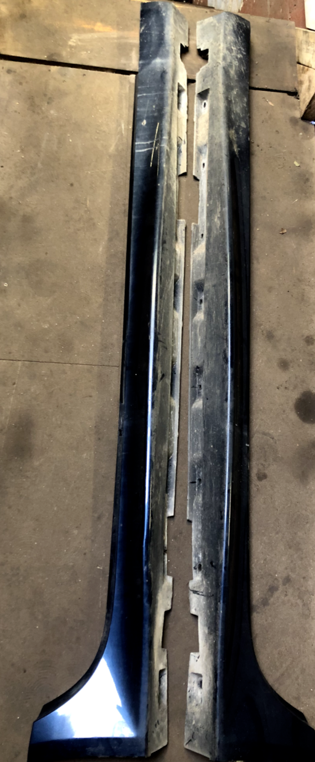 JAGUAR XF SPORT O/S & N/S SIDE SKIRT PAIR BLUE(JJX)