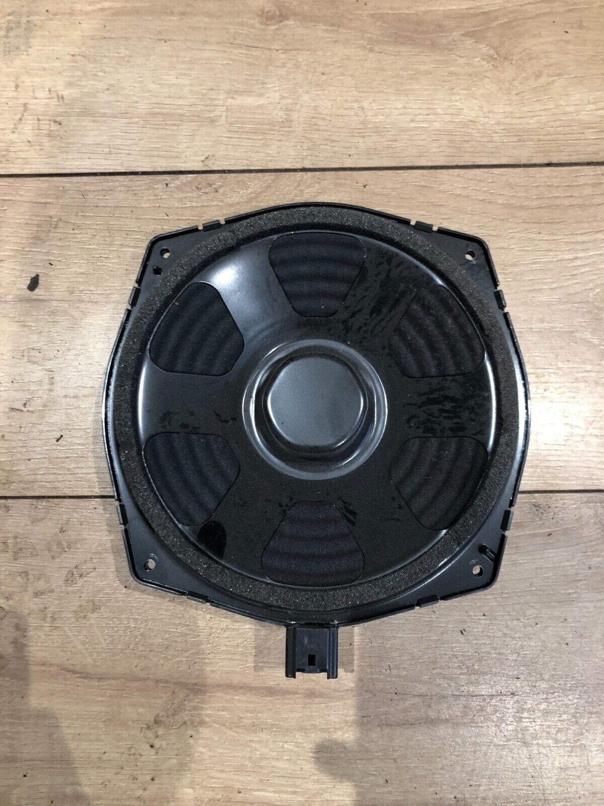 Jaguar XJ 2012-2016 FRONT DOOR BASS SPEAKER (CPLA-18808-DA)