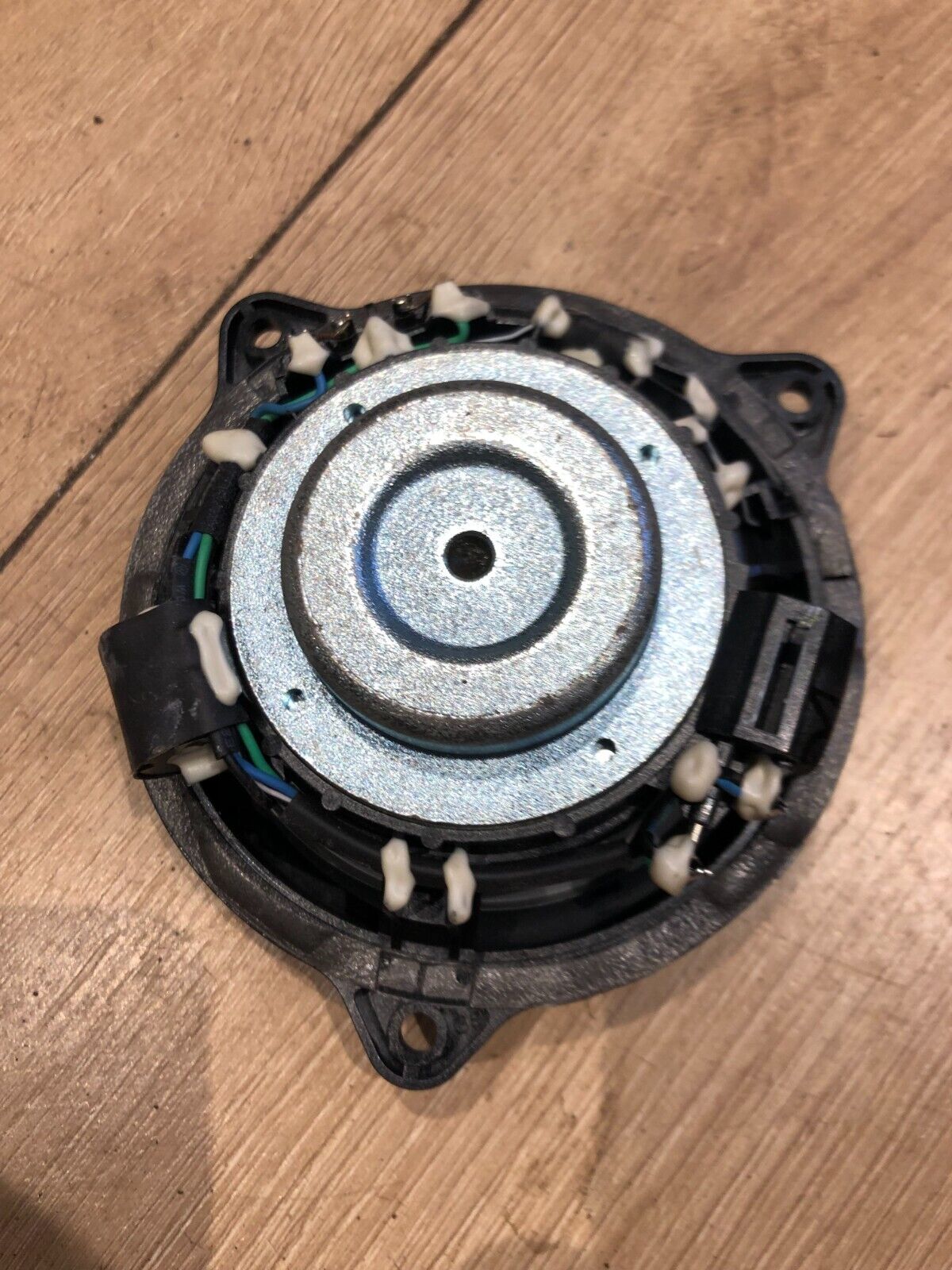 JAGUAR XJ X351 REAR DOOR SPEAKER  DW93-18808-BB