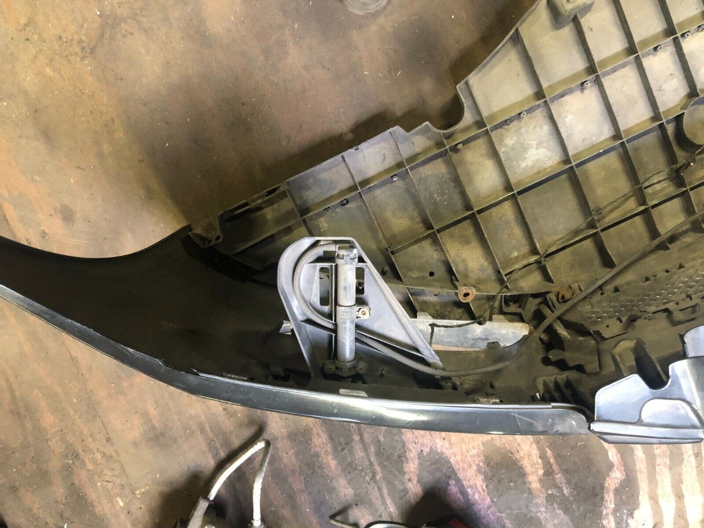 JAGUAR XF X250 SPORT FACELIFT FRONT BUMPER  BLACK