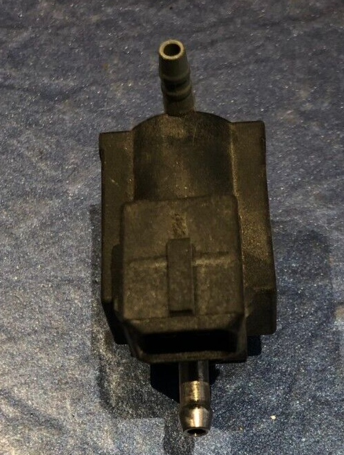 Jaguar XF X250 Solenoid Valve Pressure Converter for 3.0D 7.02428.00