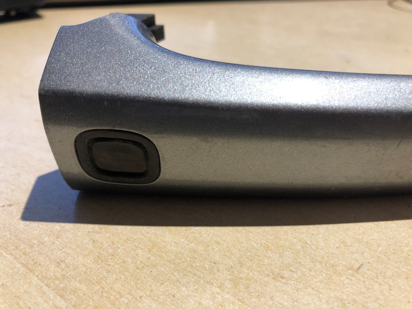 JAGUAR XF / XFR 2008-2015 DOOR HANDLE KEYLESS SILVER GREY (LJZ)