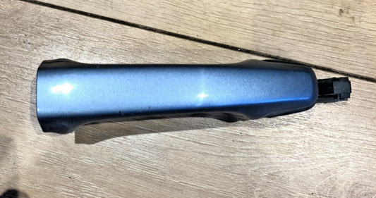 JAGUAR  XF X250 DOOR HANDLE LIGHT BLUE (JKE)