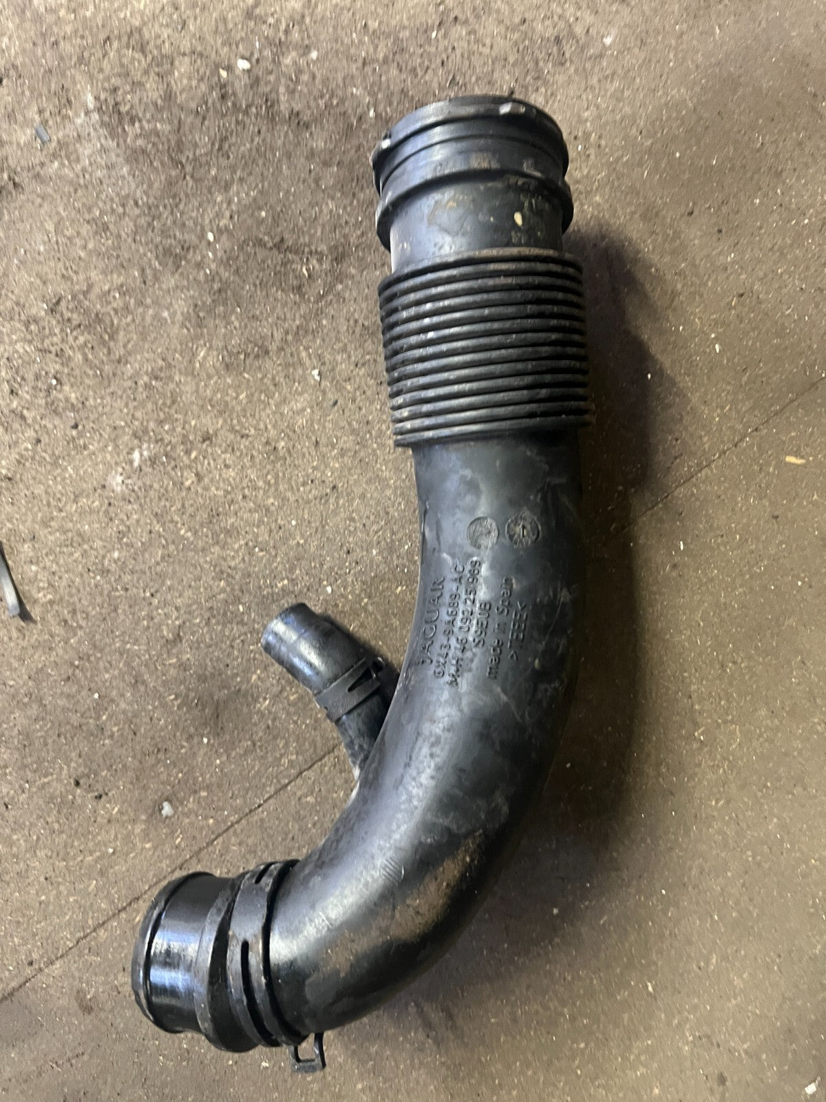 JAGUAR X-TYPE 2003-09 2.0 2.2D DIESEL TURBO CHARGER AIR INTAKE PIPE 6X43-9A689AC