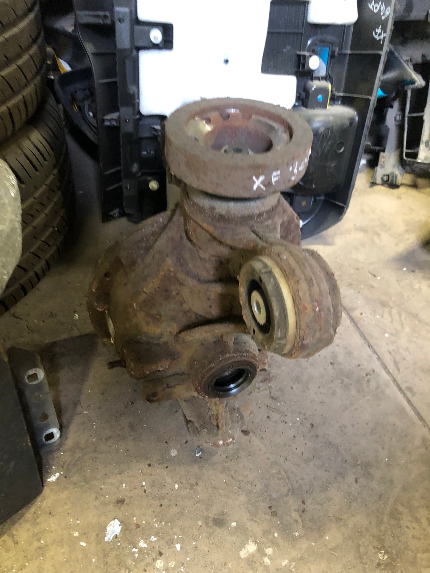 JAGUAR XF X250 REAR DIFFERENTIAL 3.0D 9X23-4A213-EC