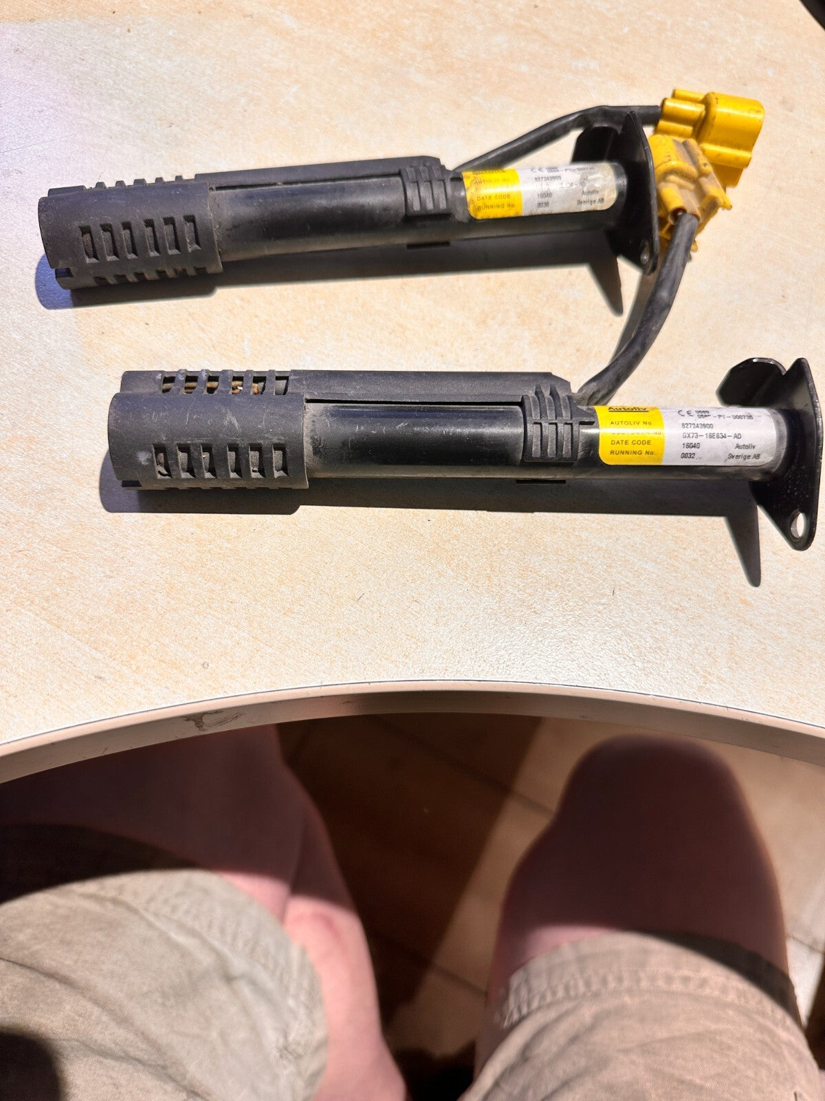 JAGUAR XE X760 BONNET HOOD ACTUATOR  GX73-16E634-AD PAIR