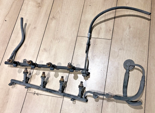 Jaguar XJ8 / XK8 1998-2002 3.2 / 4.0 V8 FUEL RAIL INJECTOR ASSEMBLY -