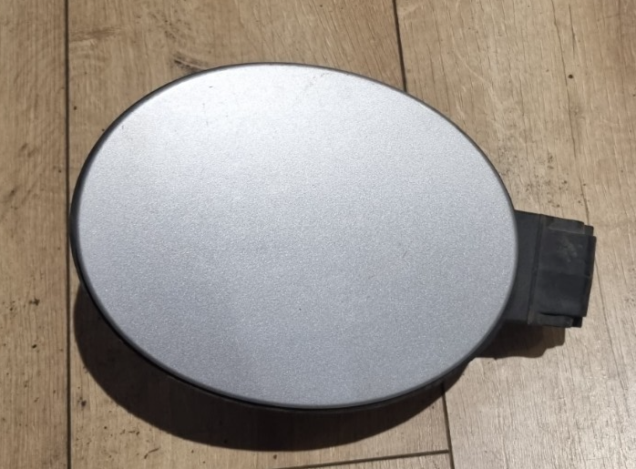 Jaguar X-Type ESTATE 2004-2010  FUEL FLAP DOOR /FILLER BOWL SILVER