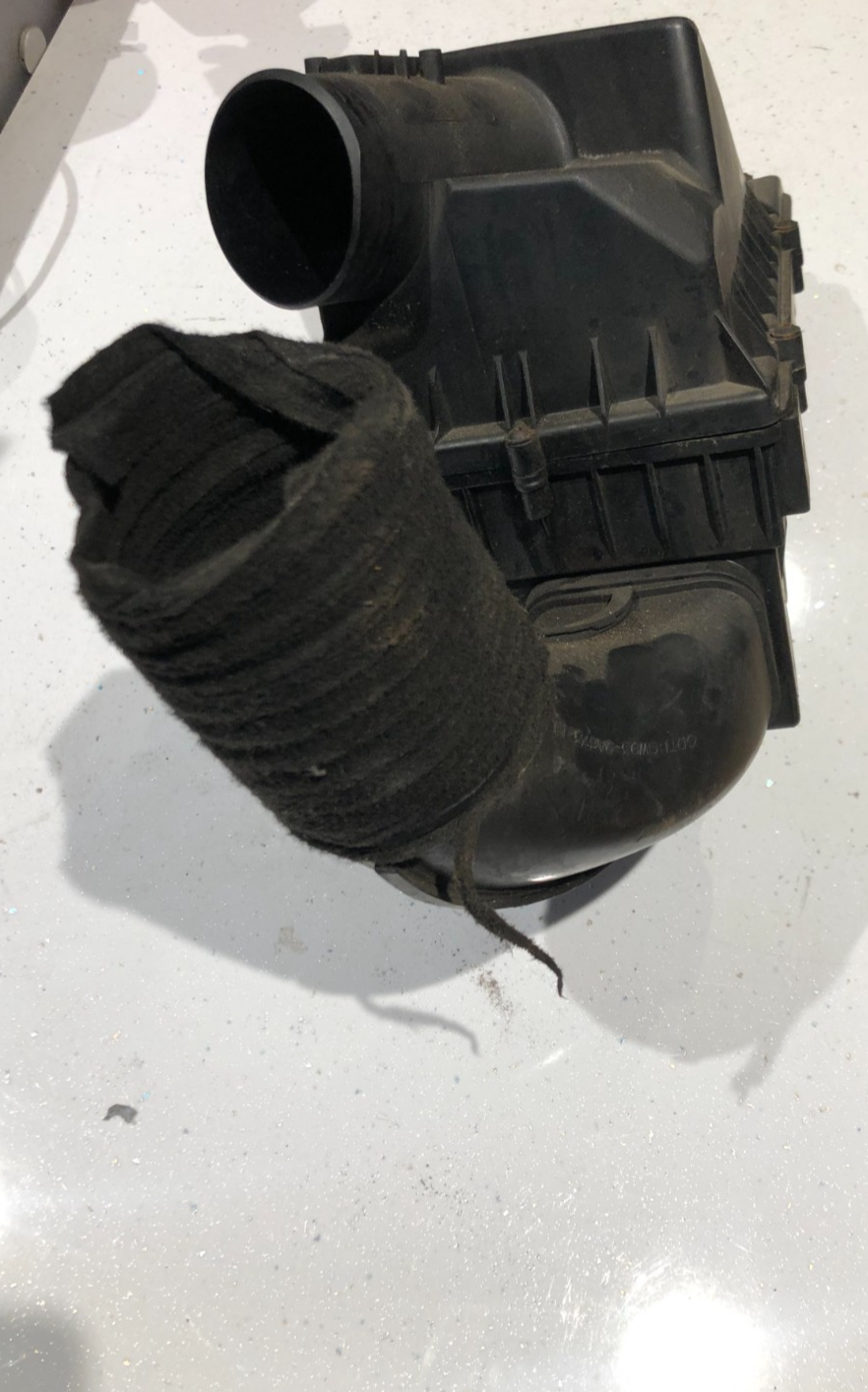 Jaguar XF 2.2 DIESEL AIR FILTER BOX / AIRCLEANER