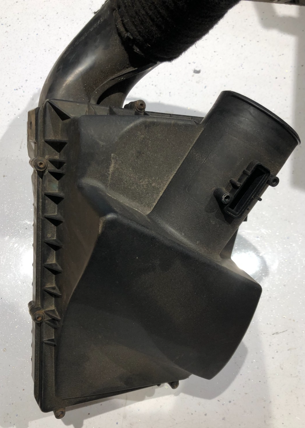 Jaguar XF 2.2 DIESEL AIR FILTER BOX / AIRCLEANER