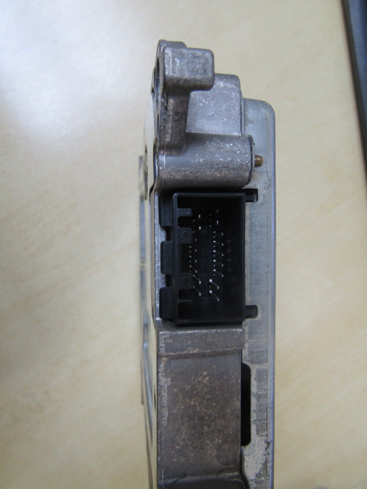JAGUAR S TYPE REAR ELECTRONIC MODULE  2004-05 4R83 13B524 AB