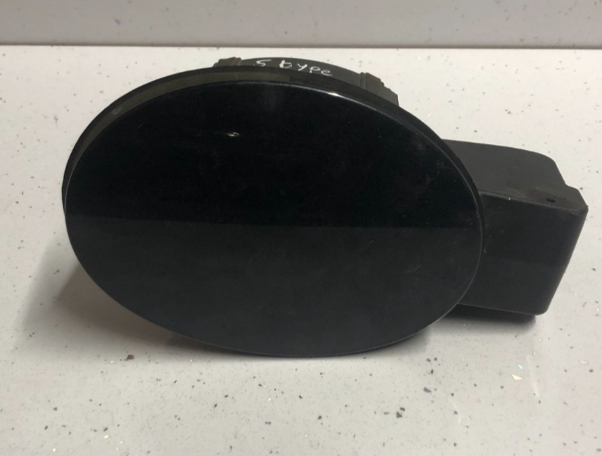 Jaguar S-Type FUEL FLAP DOOR /FILLER BOWLNO FUEL CAP BLACK