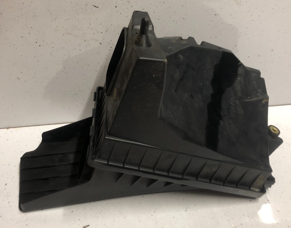 JAGUAR XF X250 DIESEL AIR FILTER BOX HOUSING 2011 4R83-9600-A