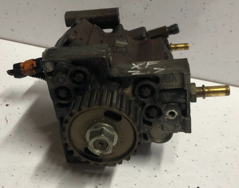 JAGUAR  XF/S-TYPE / XJ Fuel Pump 2.7 Diesel