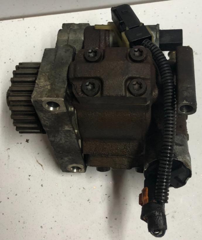 JAGUAR  XF/S-TYPE / XJ Fuel Pump 2.7 Diesel