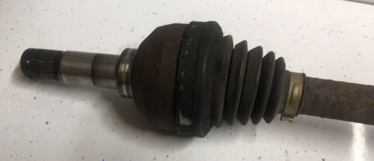 JAGUAR XF X250 2.7D PASSENGER LEFT REAR HUB WHEEL BEARING & DRIVEHAFT ASSEMBLY