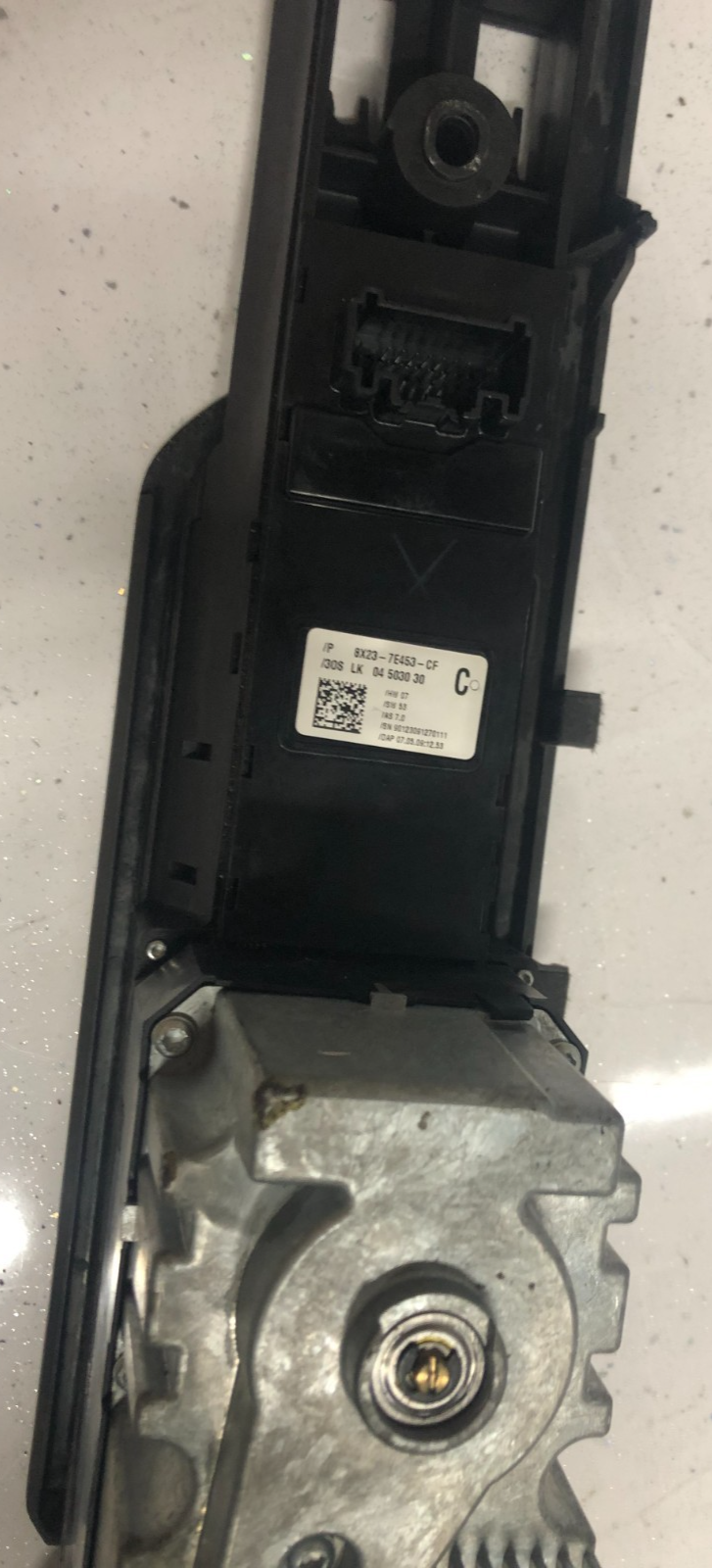 JAGUAR XF 2.7 Diesel /3.0 & 4.2 Petrol  2008-2010 TRANSMISSION SHIFT CONTROL