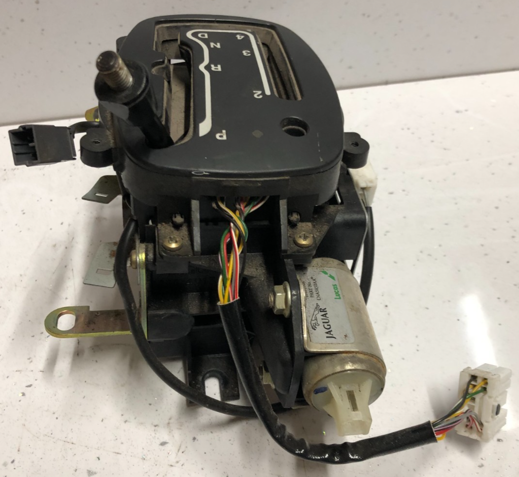 JAGUAR XK8 4.0 PETROL 5 SPEED AUTO GEAR STICK SHIFTER LNA5850AA 1996-2006