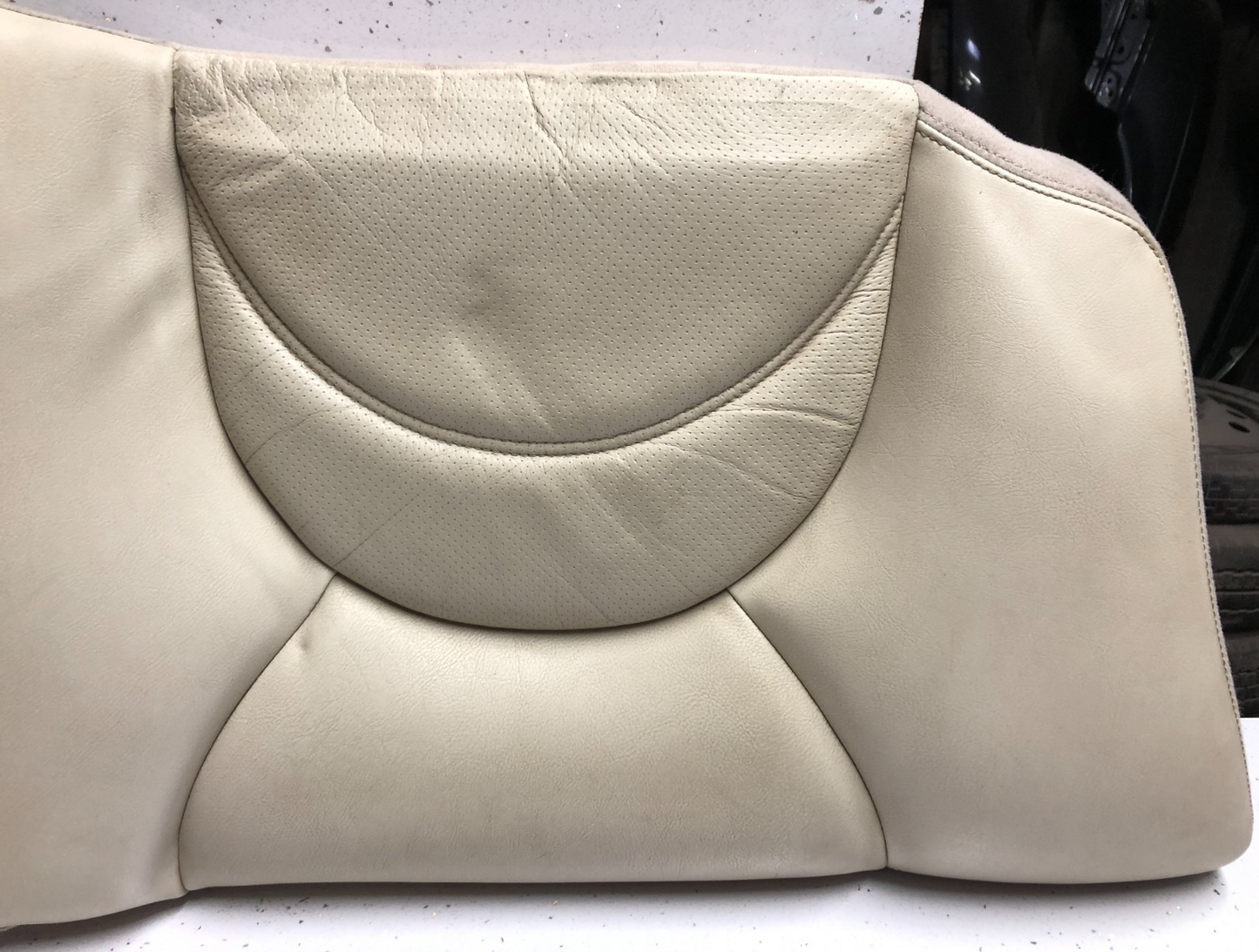 JAGUAR XK8 1996-2005RECARO REAR INTERIOR LEATHER SEAT BENCH IN IVORY