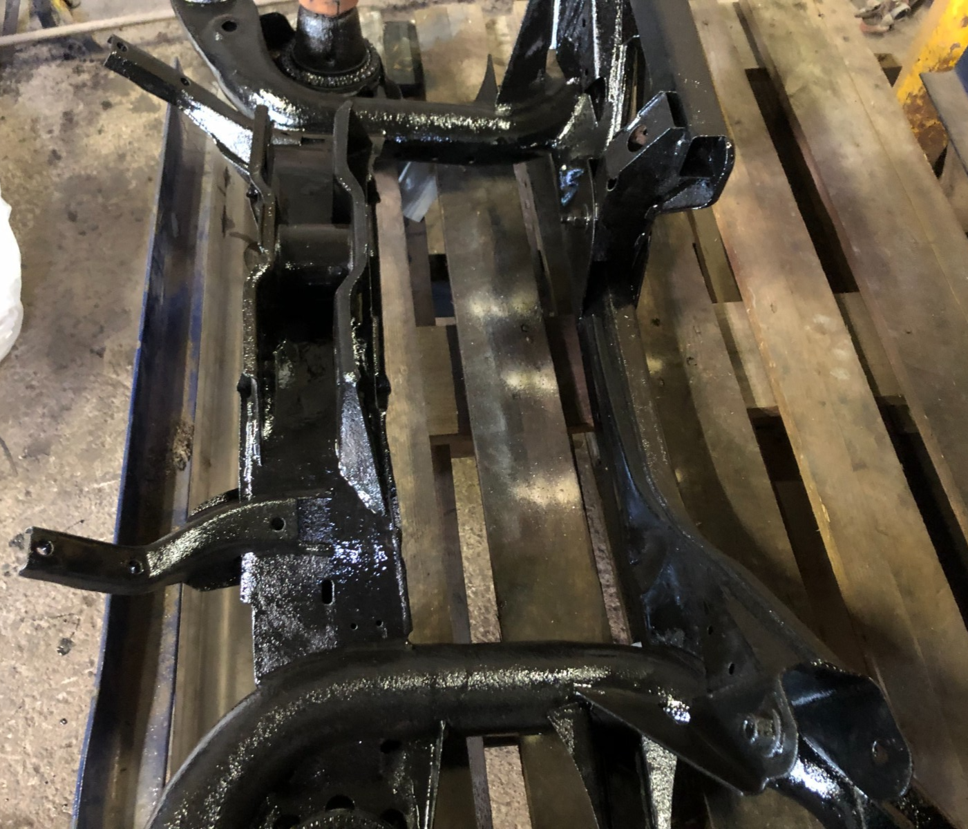 Jaguar X-Type 2001-2010 (2WD)-REAR SUSPENSION SUBFRAME CHAISS COATED