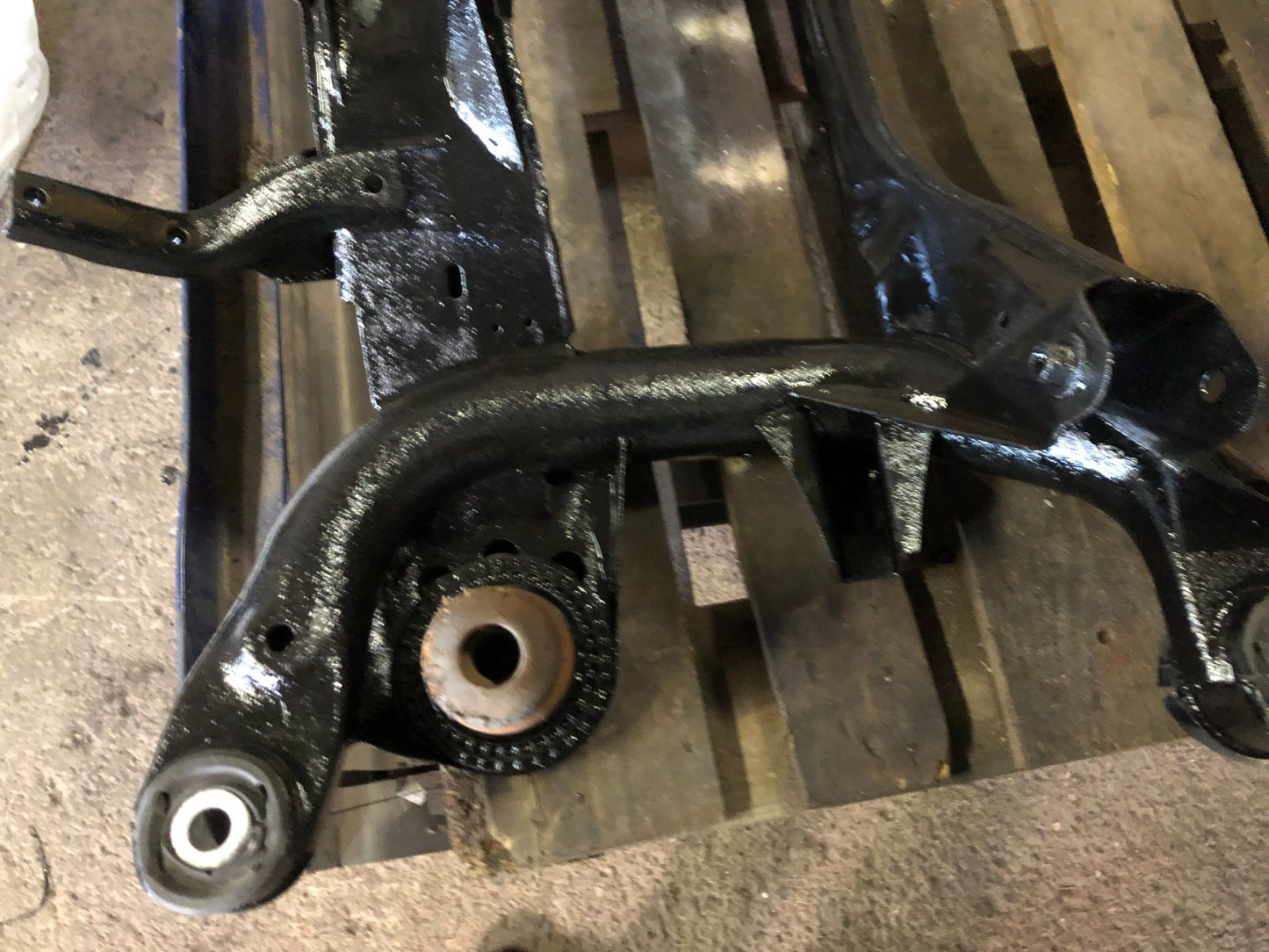 Jaguar X-Type 2001-2010 (2WD)-REAR SUSPENSION SUBFRAME CHAISS COATED