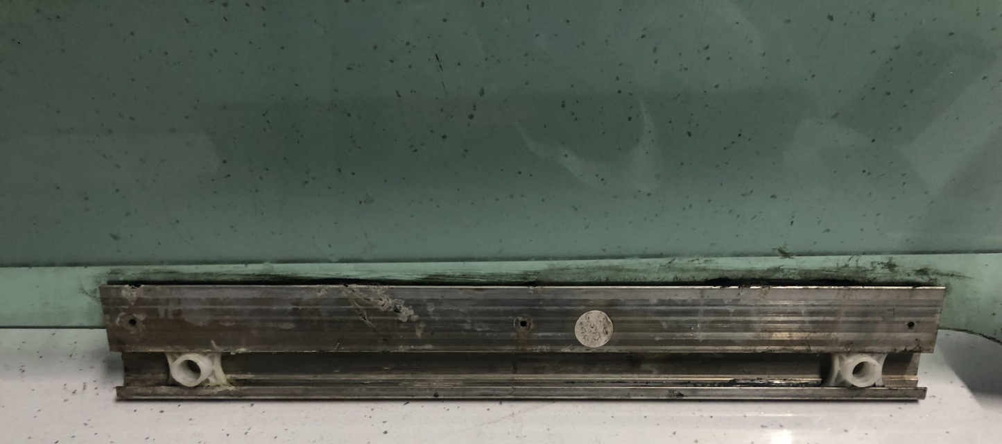 Jaguar XK8 XKR COUPE 1996-2006 FRONT RIGHT WINDOW GLASS