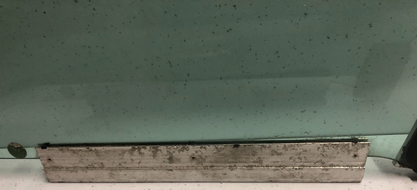 Jaguar XK8 XKR COUPE 1996-2006 FRONT LEFT WINDOW GLASS