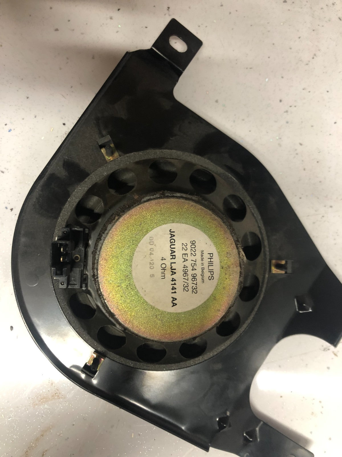 Jaguar XK8 XKR 1996-2006 SPEAKER (STANDARD SYSTEM) LJA4141AA