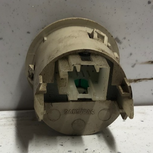 JAGUAR XK8 XKR 1996-2006 FUEL FLAP / BOOT RELEASE SWITCH