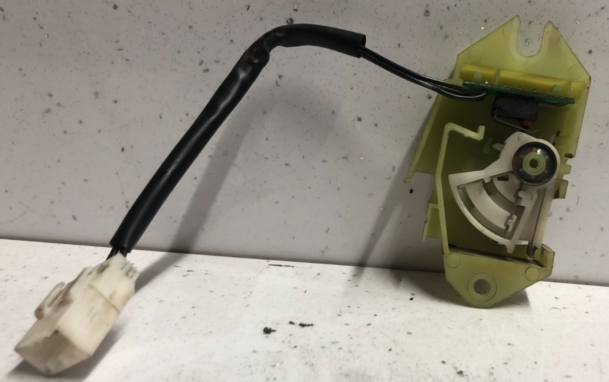 Jaguar XK8 XKR 1996-2006 BRAKE PEDAL SWITCH (CRUISE CONTROL)