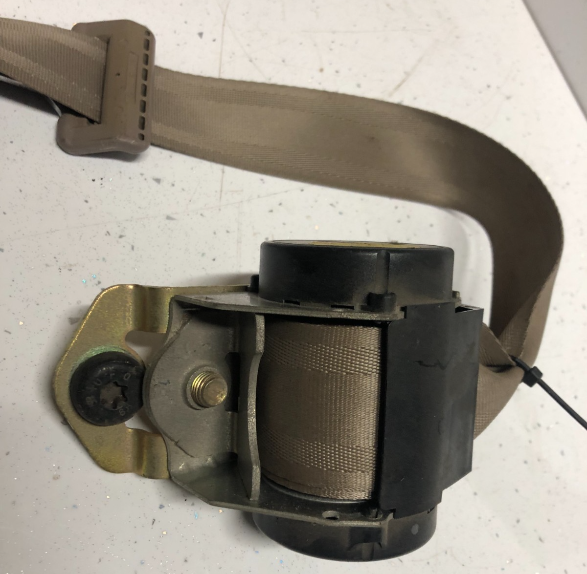 JAGUAR XK8 XKR REAR SEAT BELT HJE7061AB