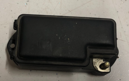 JAGUAR XK8 XKR 2000-2002 ENGINE BAY SMALL FUSEBOX LJD2800CB