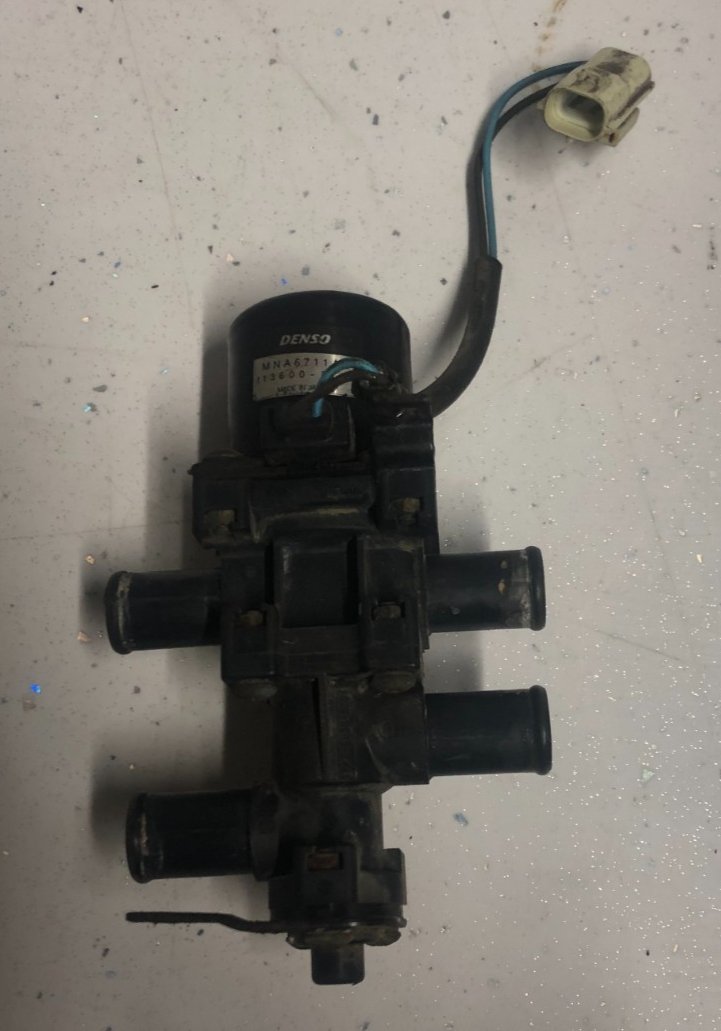 JAGUAR XJ6 XJ8 XJR XK8 XKR WATER HEATER VALVE