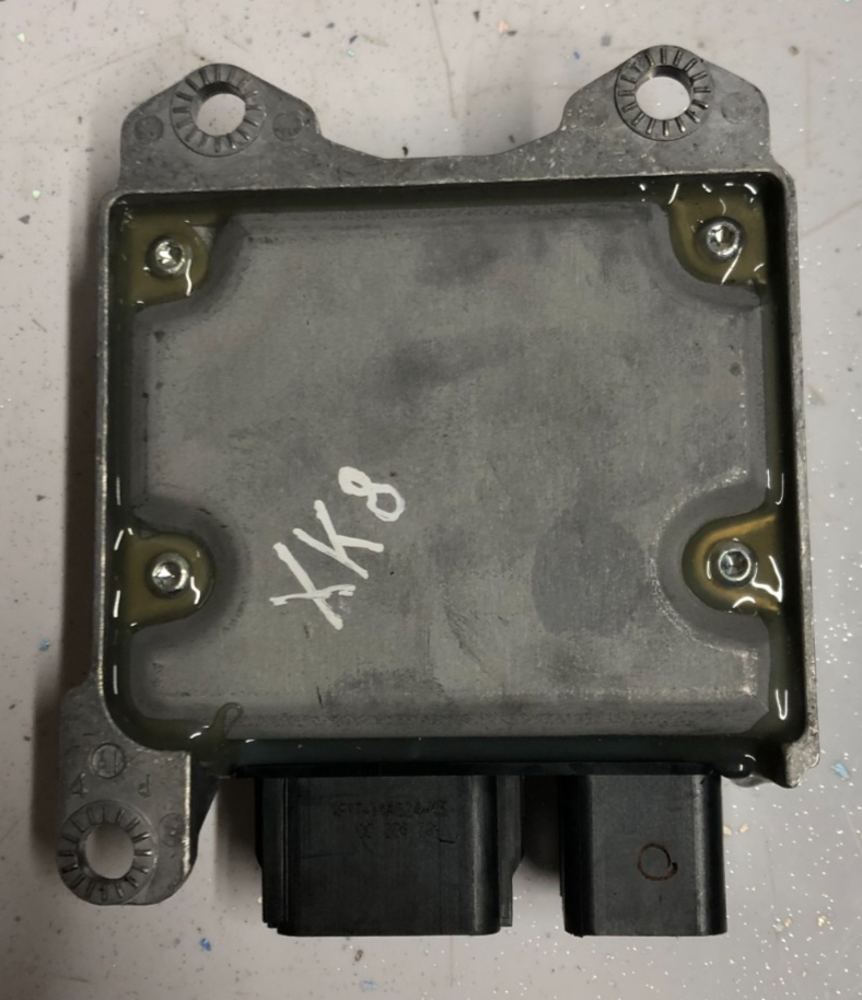 JAGUAR XK8 XKR CONVERTIBLE 2000-2002 ADAPTIVE RESTRAINTS/AIRBAG MODULE HJE9666BE