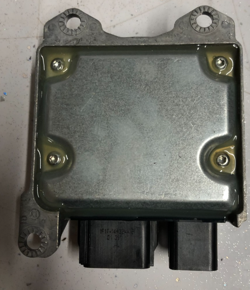 JAGUAR XK8 XKR COUPE 2000-2002 ADAPTIVE RESTRAINTS / AIRBAG MODULE HJE9666AH