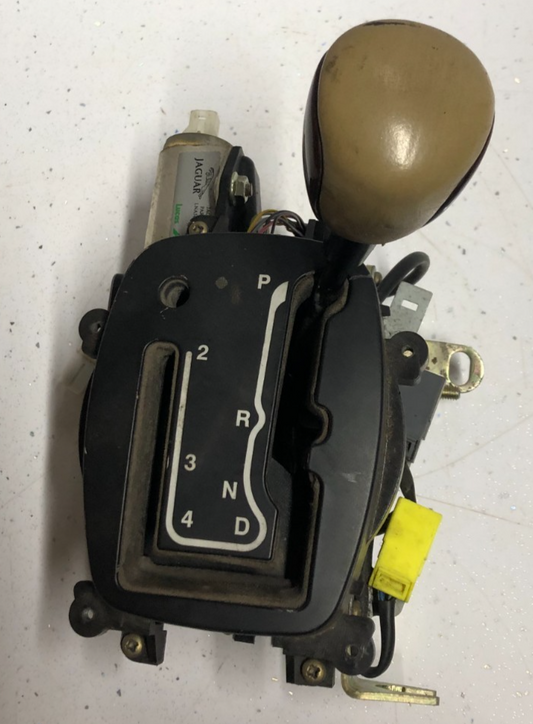 JAGUAR XK8 4.0 PETROL AUTO GEAR STICK SHIFTER LNA5850AA 1996-2002
