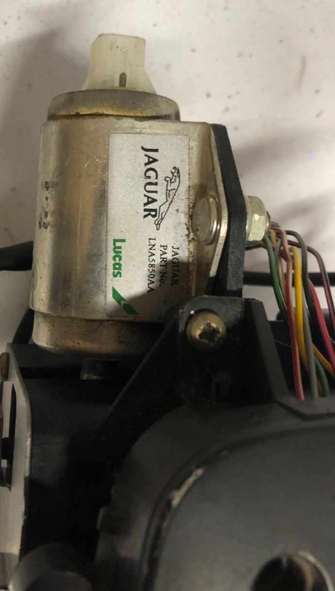 JAGUAR XK8 4.0 PETROL AUTO GEAR STICK SHIFTER LNA5850AA 1996-2002