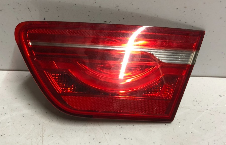 JAGUAR XE 2015-2020 REAR RIGHT TAIL LAMP INNER