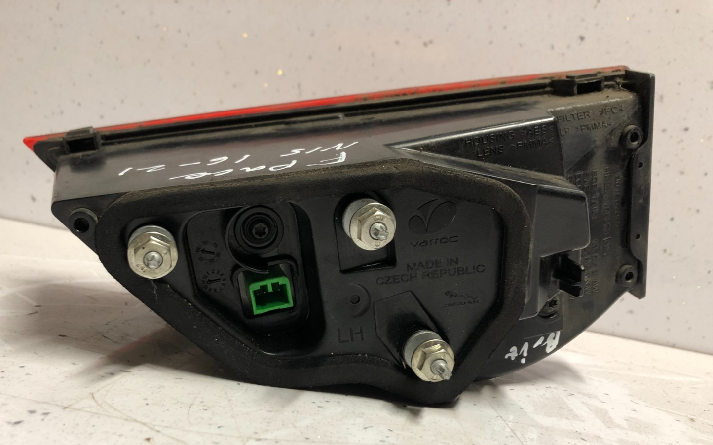 JAGUAR F-PACE 2016-2021 REAR LEFT INNER TAIL LAMP