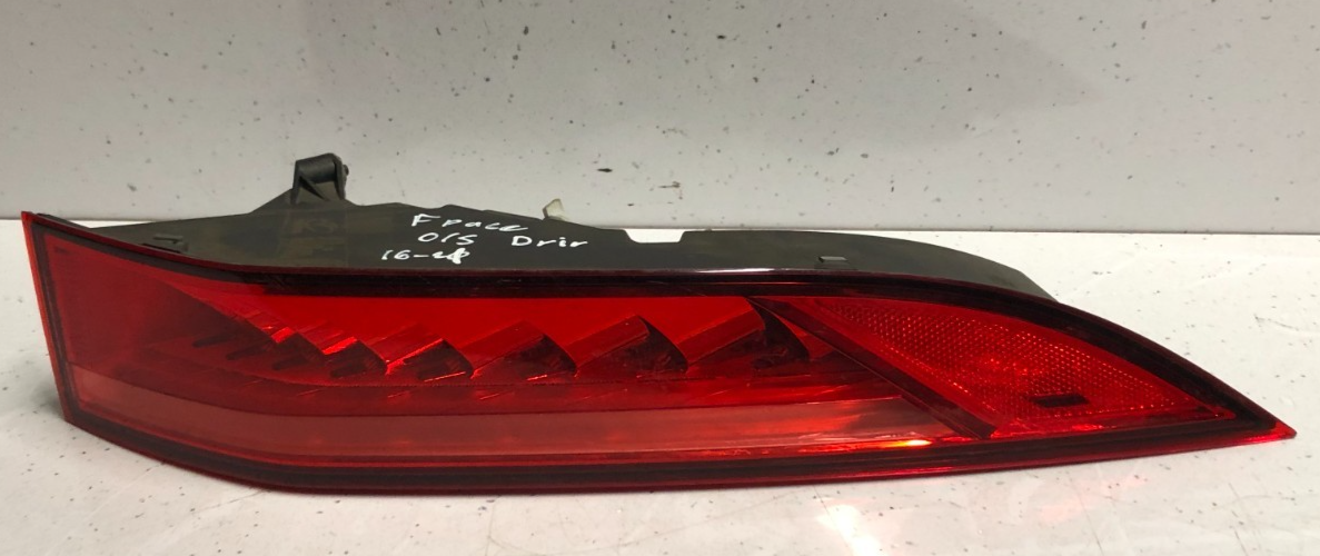 JAGUAR F-PACE 2016-2021 REAR RIGHT TAIL LAMP