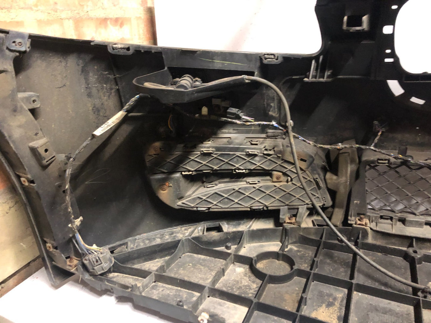 JAGUAR  XF X250 FACELIFT SPORT FRONT BUMPER BLACK