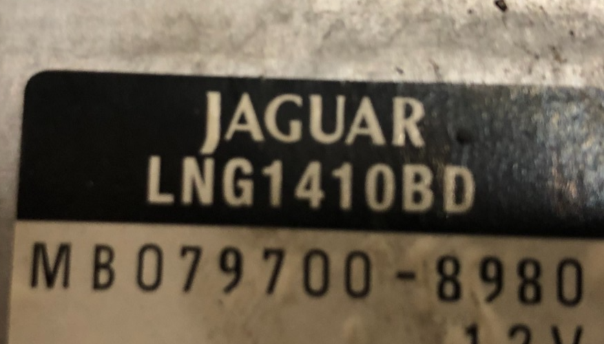 Jaguar XJ8 / XK8 2000-2002 Engine Control Module (ECU) LNG1410BD