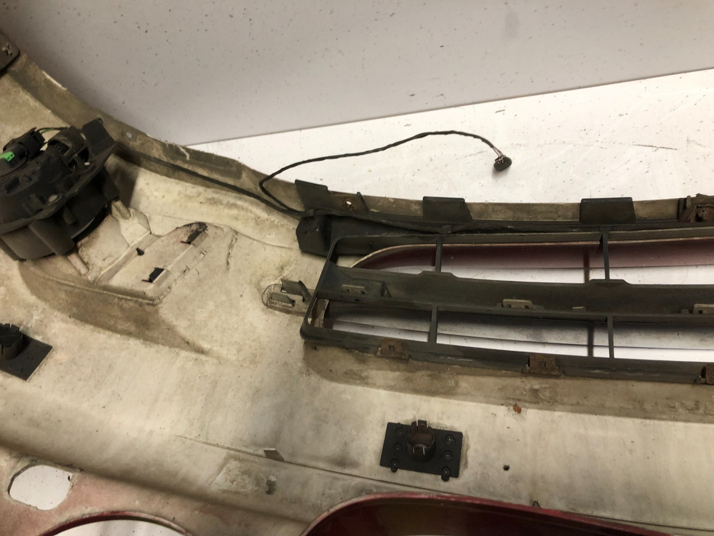 JAGUAR  X TYPE FACELIFT FRONT BUMPER RED